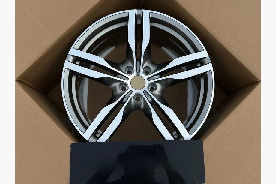 Ferrari Portofino Taotut OEM-vanteet R20 (4 kpl) Image