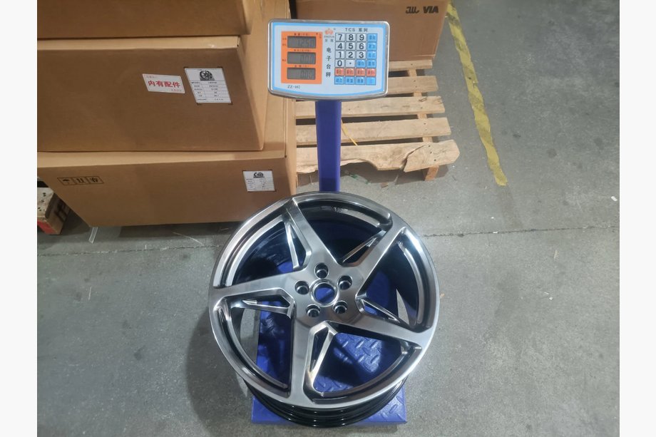 Ferrari 348 Taotut OEM-vanteet R19 (4 kpl) Kuva 14
