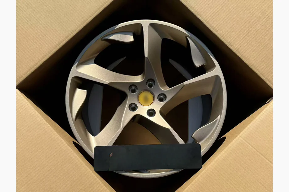 Ferrari SF90 Stradale Taotut OEM-vanteet R20 V2 (4 kpl) Image