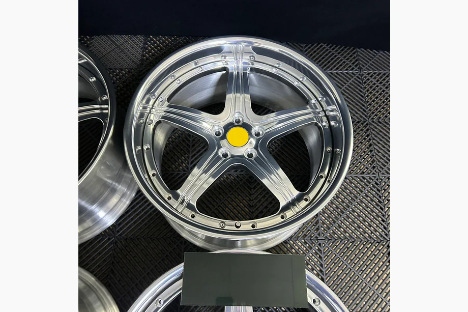 Ferrari 550 Taotut OEM-vanteet R19 (4 kpl) Image