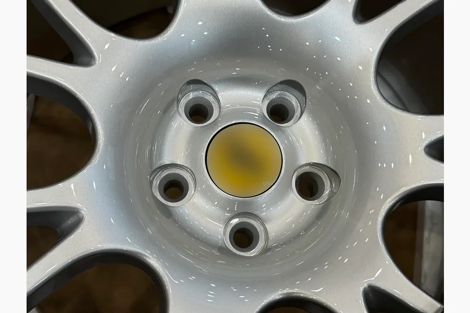 Lexus LFA 2010–2013 Taotut vanteet OEM R20 V7 (4 kpl) Kuva 6