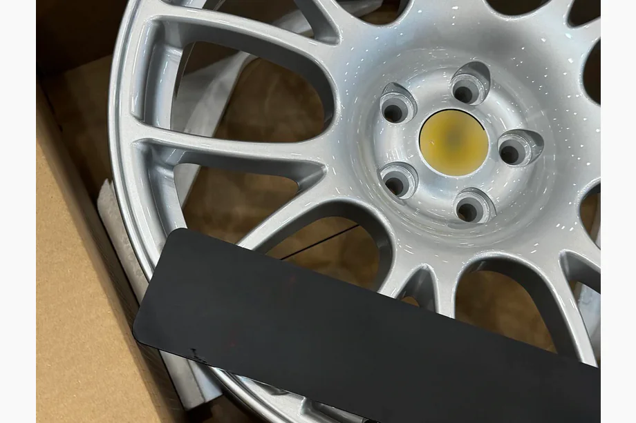 Lexus LFA 2010–2013 Taotut vanteet OEM R20 V7 (4 kpl) Kuva 7