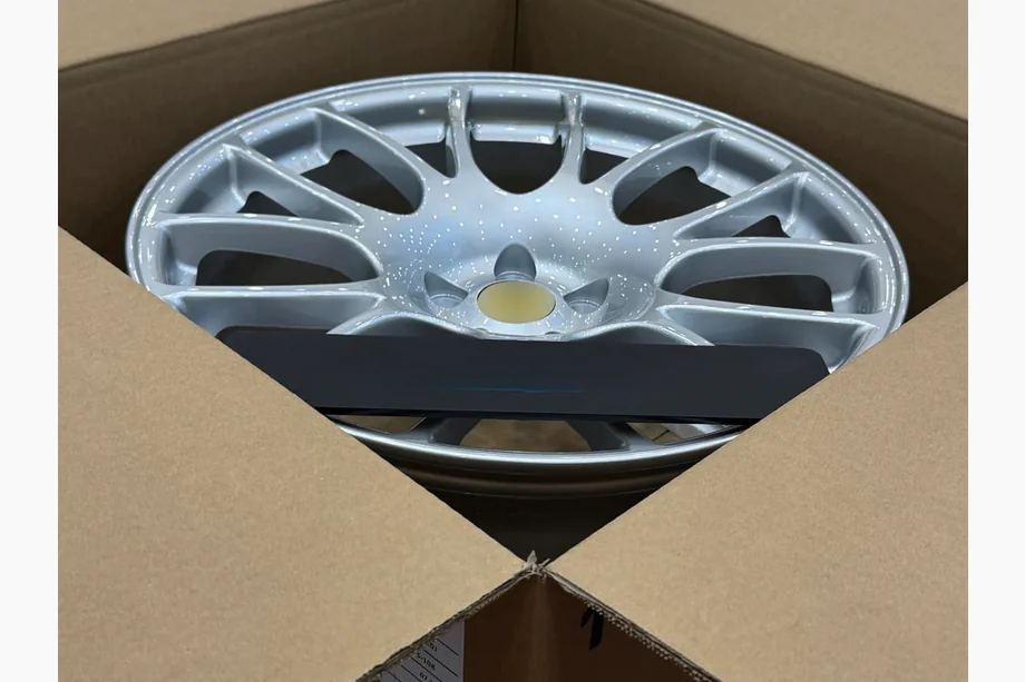 Lexus LFA 2010–2013 Taotut vanteet OEM R20 V7 (4 kpl) Kuva 5