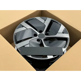 Taotut vanteet OEM R19 V2 (4 kpl) Lucid Air kuva 3