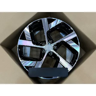 OEM taotut vanteet R21 (4 kpl) Lucid Air kuva 2