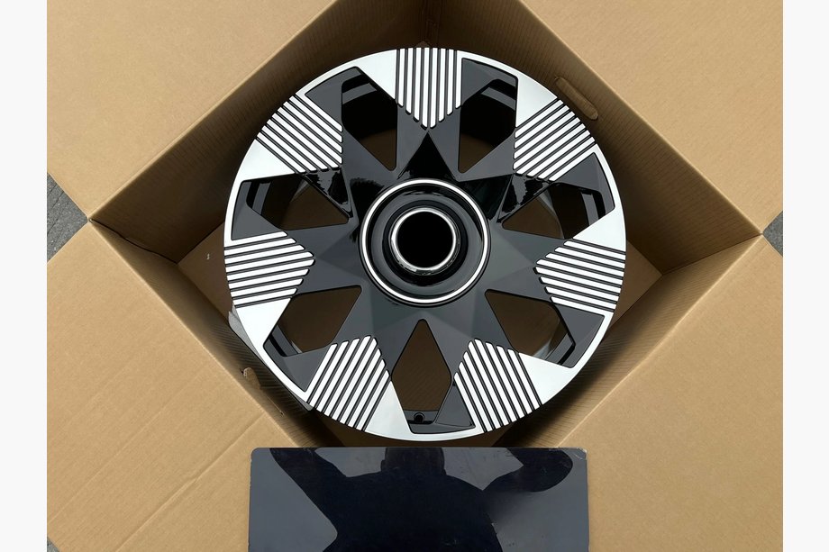 Rolls-Royce Spectre 2023– Taotut OEM-vanteet R22 (4 kpl) Image