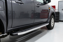 Mazda BT-50 2007–2012 Fullmond sivuaskelmat (2 kpl, alumiini) kuva 1