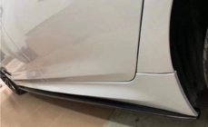 BMW 5-sarja G30/G31 2017–2023 ABS-helmasuojat (M-Sport/M5-helmoihin, kiiltävä musta) kuva 1
