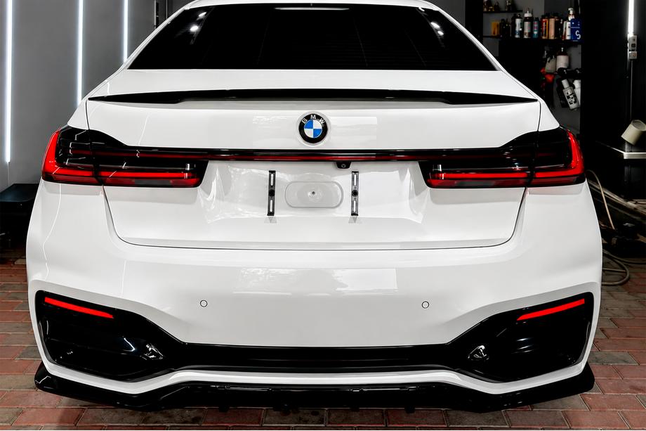 BMW 7-sarja G11/G12 2015–2022 Takapuskurin diffuusori (M-Sport 2019-2022, ABS) Image
