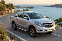 Mazda BT-50 2012– Fullmond sivuaskelmat (2 kpl, alumiini) kuva 1