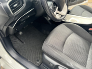 Toyota Prius 2015–2022 EVA-lattiamatot (LB, musta) kuva 1