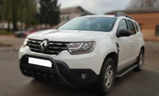 Renault Duster 2018–2024 Karjapuskuri WT004 Black -tekstillä (ruostumaton teräs) kuva 1