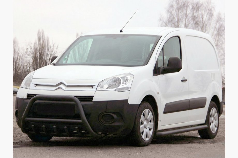 Peugeot Partner Tepee 2008–2018 Karjapuskuri WT003 Black (RST) Image
