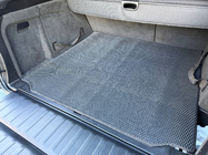 BMW X5 E70 2007–2013 Kumimatto tavaratilaan Carsuit (musta) kuva 4