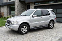 Mercedes ML W163 1997–2005 Sivuporrast Bosphorus Black (2 kpl, alumiini) kuva 1