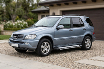 Mercedes ML W163 1997–2005 Rainbow sivuportaat (2 kpl, alumiini) kuva 1