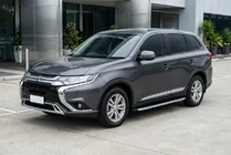 Mitsubishi Outlander 2012–2021 Fullmond sivuaskelmat (2 kpl, alumiini) kuva 1