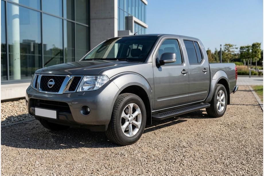 Nissan Navara 2006–2015 Allmond Black sivuportaat (2 kpl, alumiini) Image