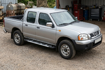 Nissan NP300 1999–2015 Sunrise sivuportaat (2 kpl, alumiini) kuva 1
