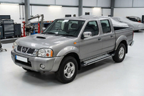 Nissan NP300 1999–2015 Rainbow sivuportaat (2 kpl, alumiini) kuva 1