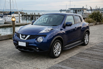 Nissan Juke 2010–2019 RedLine Black sivuportaat (2 kpl, alumiini) kuva 1