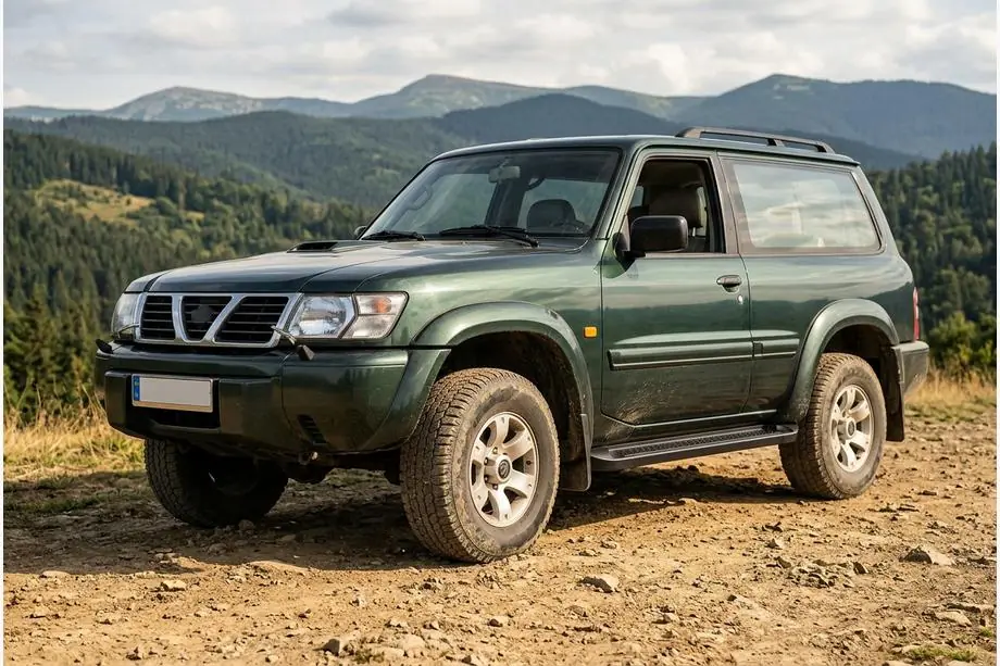 Nissan Patrol Y61 1997–2011 Allmond Black sivuportaat (2 kpl, alumiini) Image