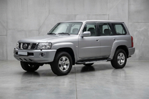 Nissan Patrol Y61 1997–2011 RedLine V1 sivuportaat (2 kpl, alumiini) kuva 1