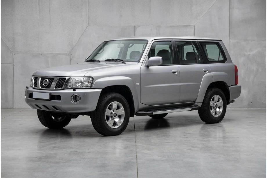 Nissan Patrol Y61 1997–2011 RedLine V1 sivuportaat (2 kpl, alumiini) Image