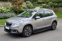 Peugeot 2008 2013–2019 RedLine Black sivuportaat (2 kpl, alumiini) kuva 1