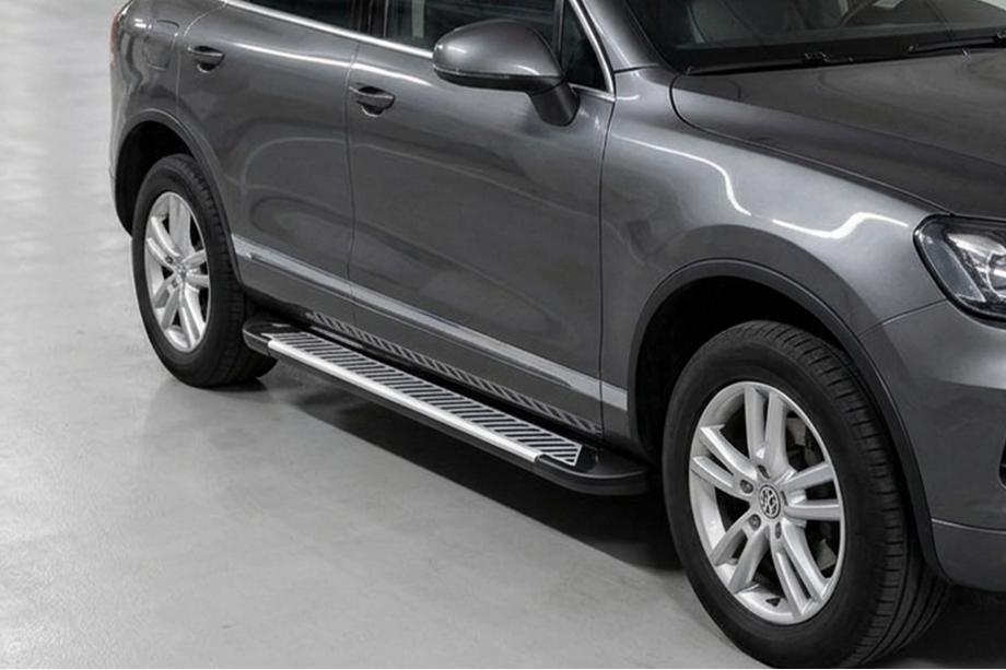 Porsche Cayenne 2003–2010 Line-astinlaudat (2 kpl, alumiini) Image