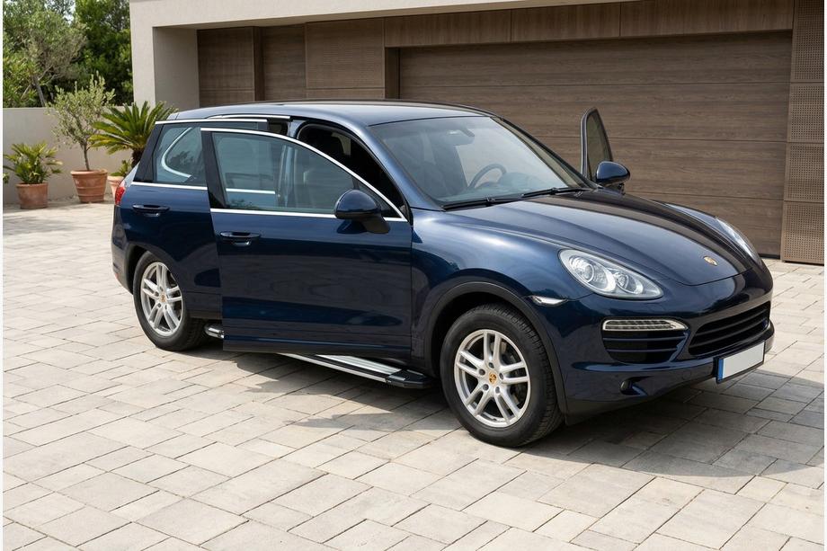 Porsche Cayenne 2010–2017 Rainbow sivuportaat (2 kpl, alumiini) Image