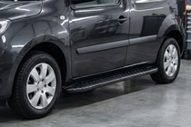 Renault Kangoo 2008–2020 Sivuporrast Bosphorus Black (2 kpl, alumiini) kuva 1