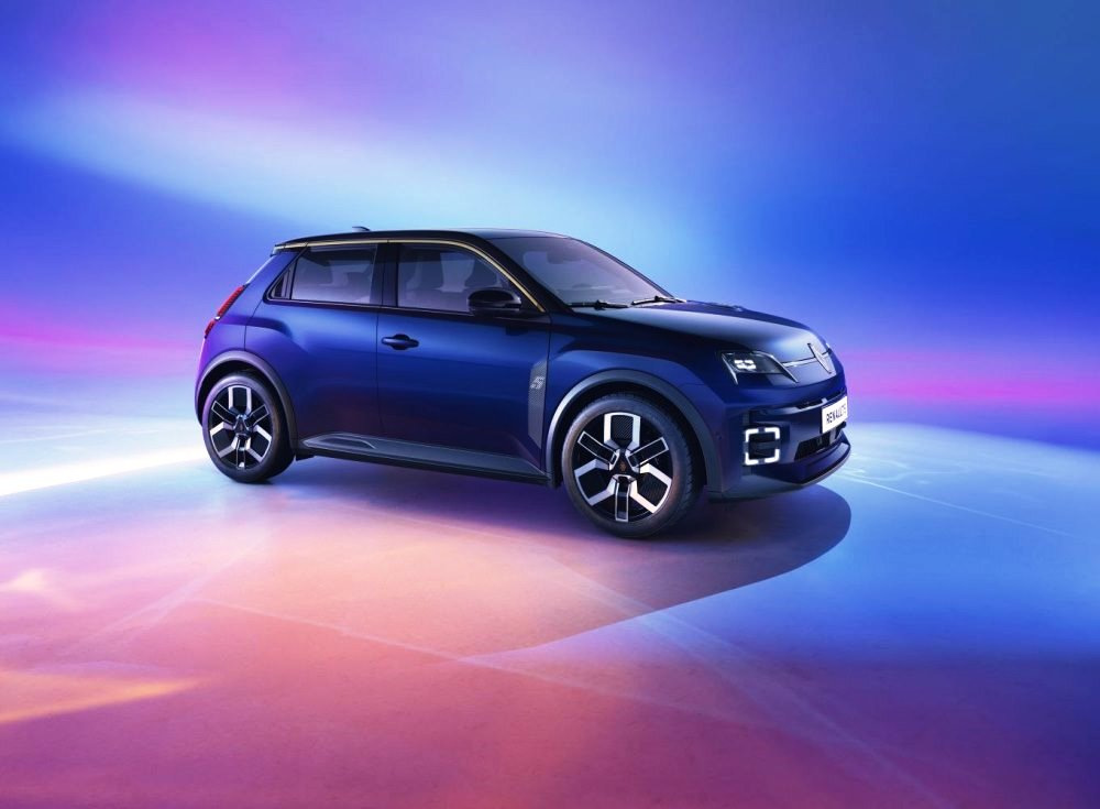 Renault 5 E-Tech: Tyylikkään sähköisen kaupunkiauton koeajo