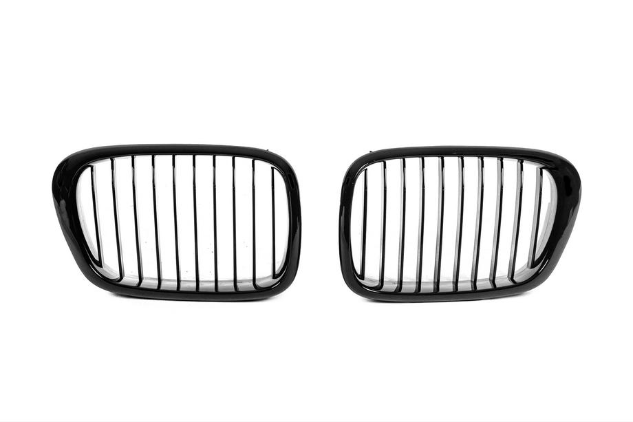BMW 5-sarja E39 1996–2003 1-Bar munuaismaskit (2000-2003, kiiltävä musta) Kuva 2