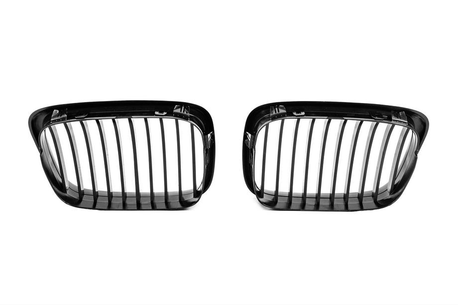 BMW 5-sarja E39 1996–2003 1-Bar munuaismaskit (2000-2003, kiiltävä musta) Kuva 5
