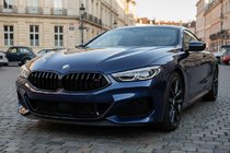 BMW 8-sarja G14/G15/G16 2018– Munuaissäleiköt 1-Bar (2018-2022, kiiltävä musta) kuva 1