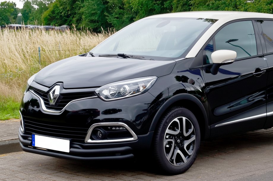 Renault Captur 2013–2019 Etupuskurisuoja ST085 Black (ruostumaton teräs) Image