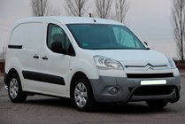 Citroen Berlingo 2008–2018 Karjapuskuri WT007 Black (ruostumaton teräs) kuva 1