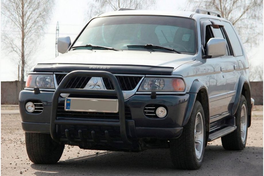 Mitsubishi Pajero Sport 1996–2007 Puskurirauta QT007 Black (ruostumaton teräs) Image