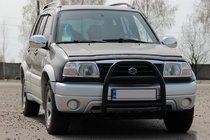 Suzuki Vitara 1998–2006 Puskurirauta QT007 Black (ruostumaton teräs) kuva 2