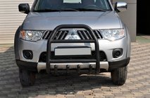 Mitsubishi Pajero Sport 2008–2015 Etusuojakaari QT007 Black (ruostumaton teräs) kuva 3