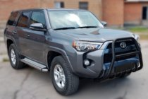 Toyota 4Runner 2009–2024 Karjapuskuri F1-50 Black (2014-2024, ruostumaton teräs) kuva 1