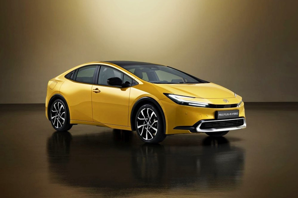 Toyota Prius (XW60): Legendaarisen hybridin viides sukupolvi