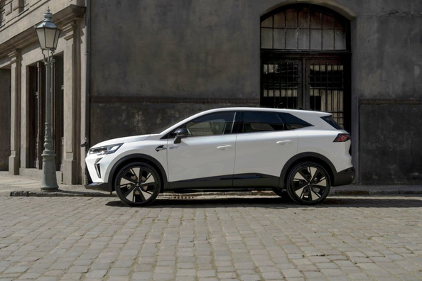 Mitsubishi Grandis 2025 -katsaus: mallin paluu crossover-muodossa Kuva 3