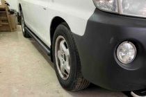 Hyundai H200, H1, Starex 1998–2007 Sivutuubit BB002 Black (2 kpl, ruostumaton teräs) kuva 1