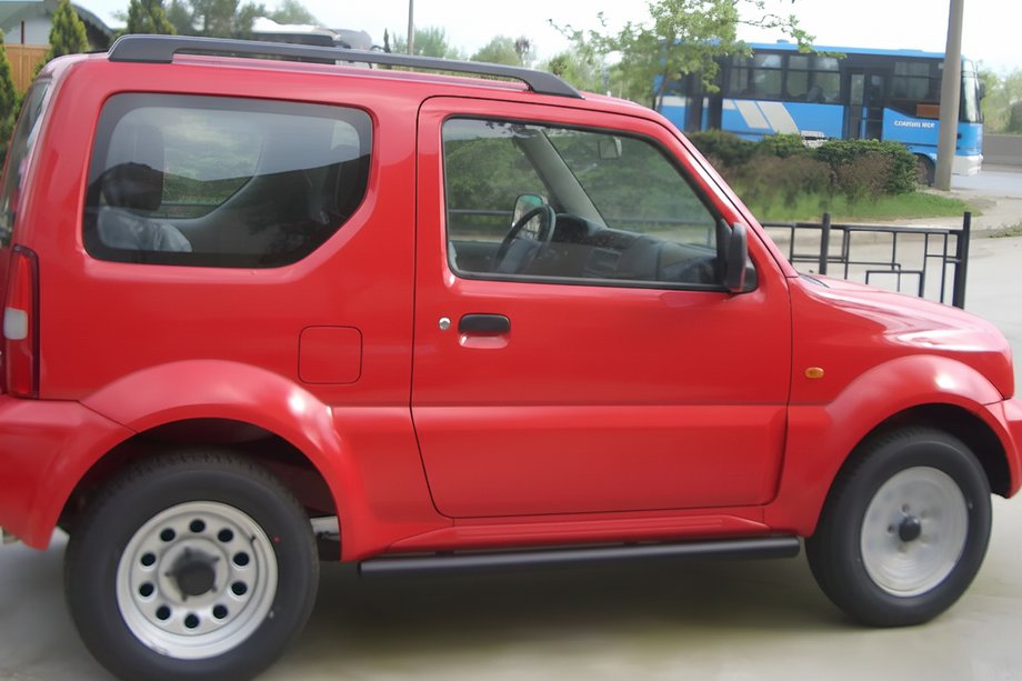 Suzuki Jimny 1998–2018 Sivuputket Black (2 kpl, ruostumaton teräs) Image