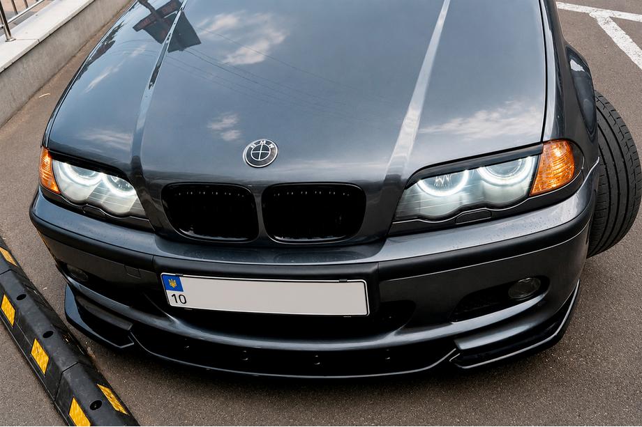 BMW 3-sarja E46 1998–2006 DPT V-2 etulippa (M-Sport 2003-2006, kiiltävä musta) Kuva 5
