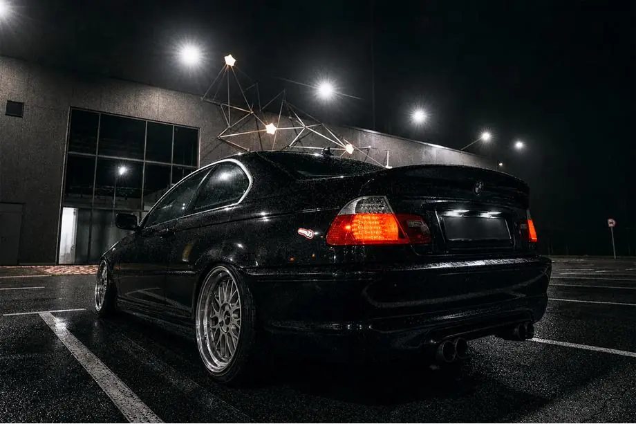 BMW 3-sarja E46 1998–2006 CSL-Style V3 -spoileri (SD, kiiltävä musta) Kuva 13