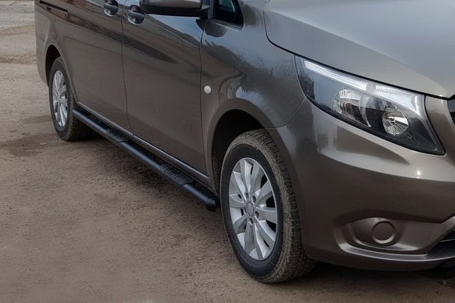 Mercedes Vito/V-class W447 2014– Sivuputket Black (2 kpl, ruostumaton teräs) d70, lyhyt/keskipitkä akseliväli (L1/L2) Kuva 2