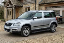 Skoda Yeti 2009–2017 RedLine Black sivuportaat (2 kpl, alumiini) kuva 1